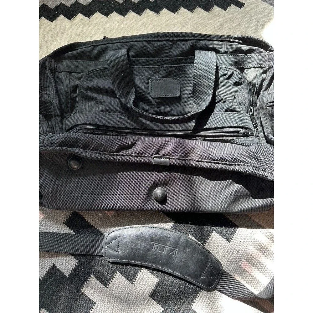 TUMI Black Nylon Bag Messenger Briefcase Laptop Travel Satchel Business